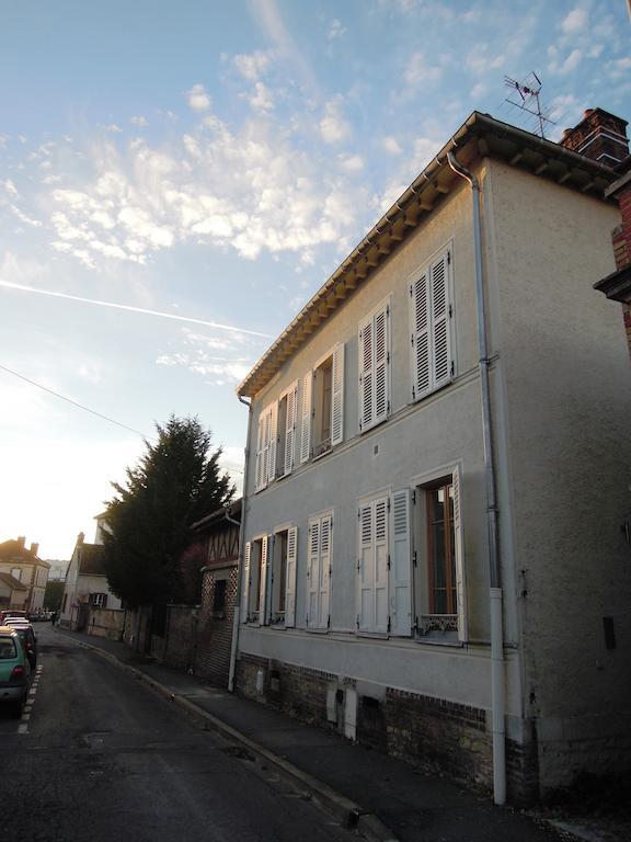 Appart'Hôtel de la Tour Troyes Quarto foto